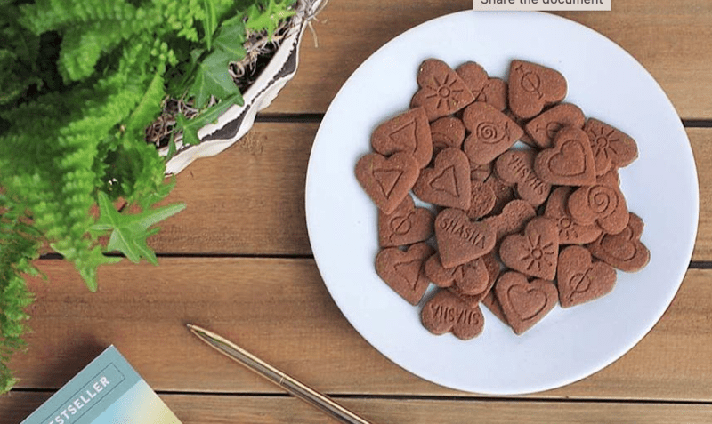 mini cocoa snaps from shasha bakery