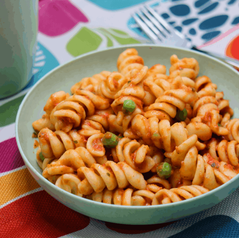 rfrk's new sundried tomato pasta salad in teal green bowl