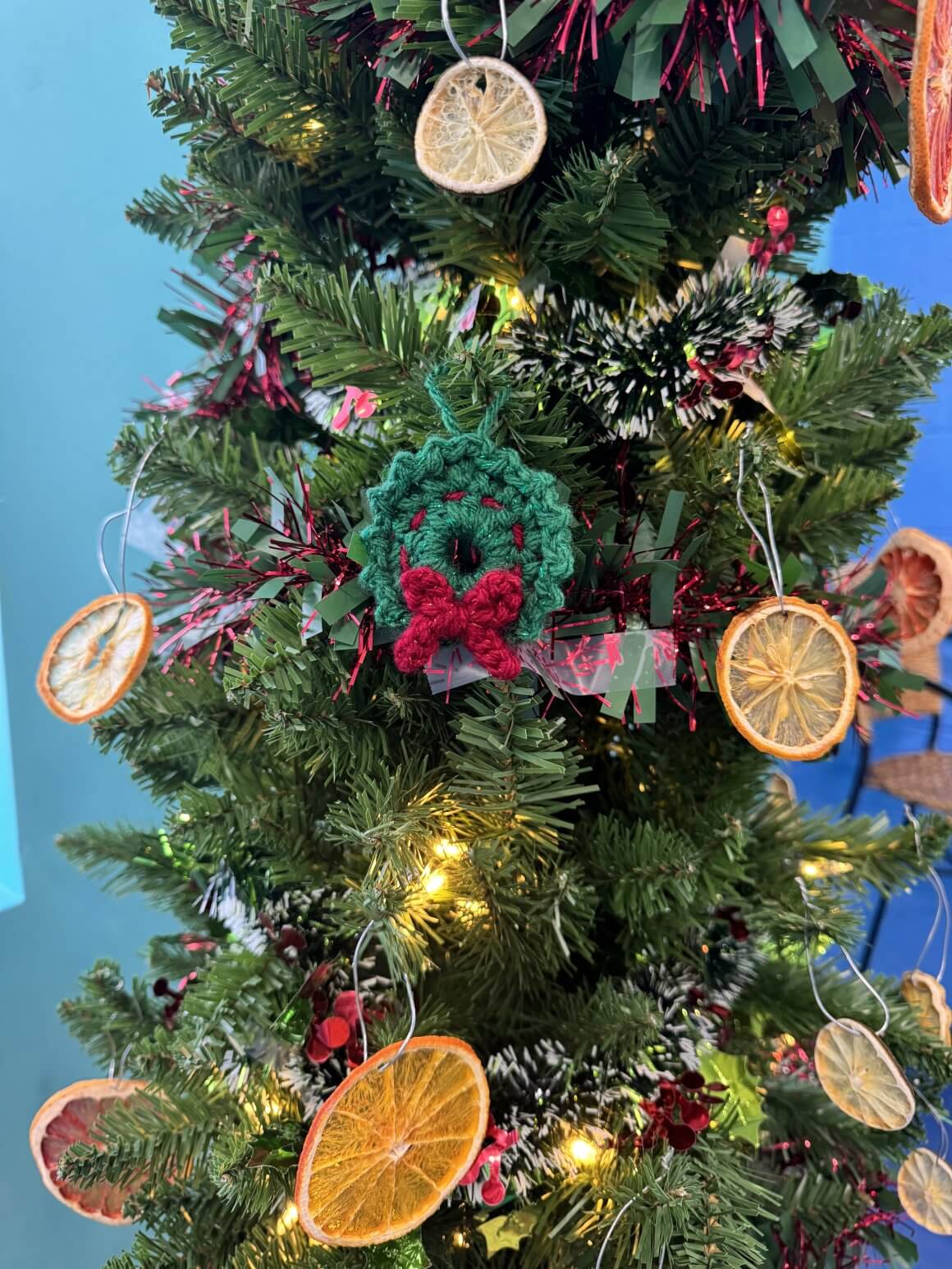 final product crochet lunch and learn holiday wreath